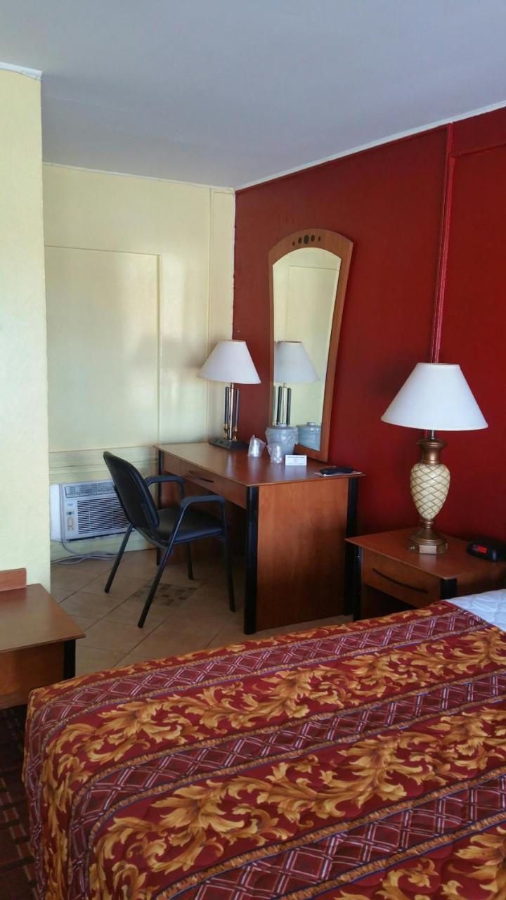 دانيا بيتش Palms Inn المظهر الخارجي الصورة